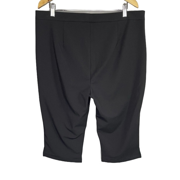 Vince Women's Slim Fit Capri Pant Black NWT - Picture 3 of 16